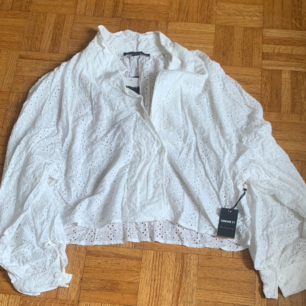 Forever 21 White Eyelet Cropped Blouse